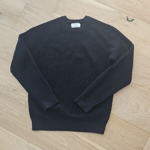 Old Navy Men's Navy Crewneck Knit Sweater-Unisex